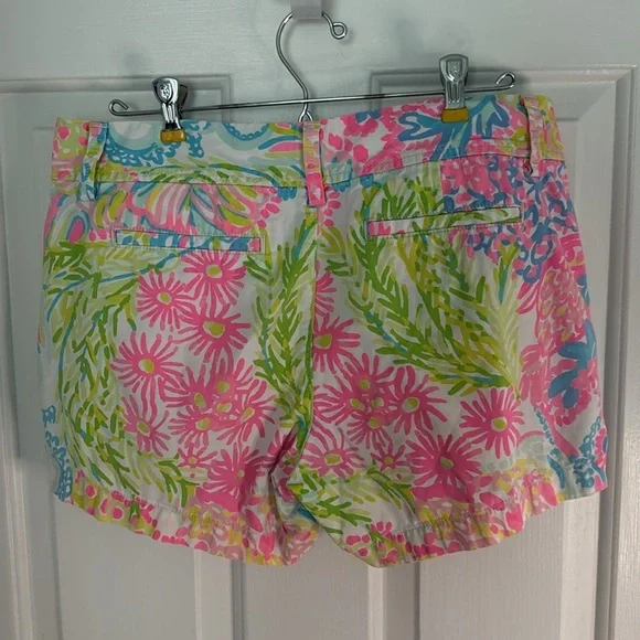 Lilly Pulitzer Multicolor Floral Print Shorts - Picture 3 of 11